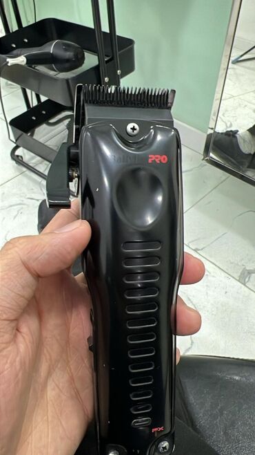 Машинки для стрижки: Машинка для стрижки волос Babyliss Pro, Роторная, Более 120 мин