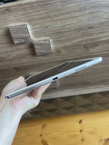 Samsung: Samsung tab a7 nomre geden modeli. 64 gb yaddas. Ciziqsiz ideal — 4