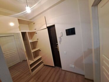 Uzunmüddətli kirayə mənzillər: Sumqayıt şəhəri, bulvarında yerləşən "MIDA" yaşayış kompleksində 9 — 10