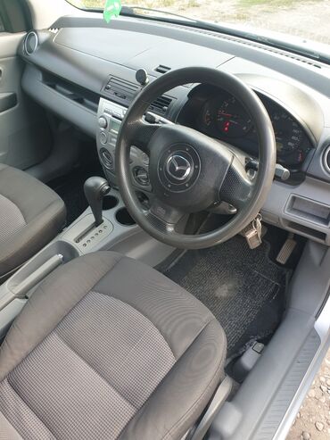 машина бугатти: Mazda Demio: 2005 г., 1.3 л, Автомат, Бензин, Хетчбек