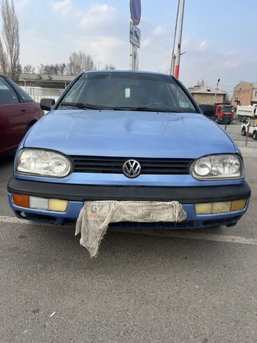 Volkswagen: Volkswagen Golf: 1993 г., 1.6 л, Механика, Бензин, Хэтчбэк