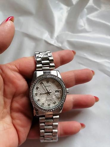 Ručni satovi: Ženski ručni satovi – elegantni modeli sa metalnim narukvicama - — 20