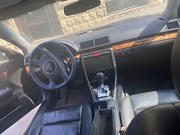 Audi: Audi A4 sedan - Kuzov: sedan, açıq mavi rəng - Ban komplekti — 2