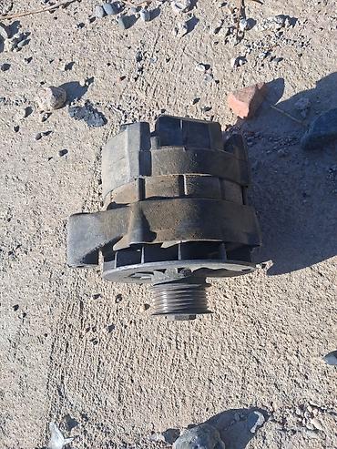 Другие автозапчасти: Продаю запчасти на бмв е34 Блок 2.5 заряженный Генератор Крышка — 14