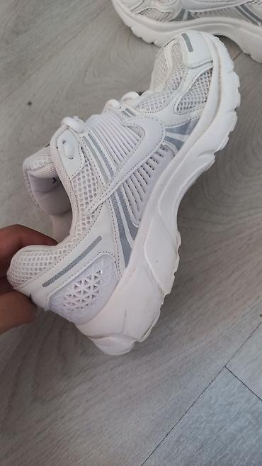 nike dunk: Кроссовки, 40.5, Nike, Б/у, цвет - Белый, Самовывоз — 3