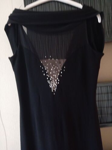 Ziyafət donları: Qara rəngli uzun ziyafət/libas - Model: düz kəsimli, maxi uzunluq - — 2