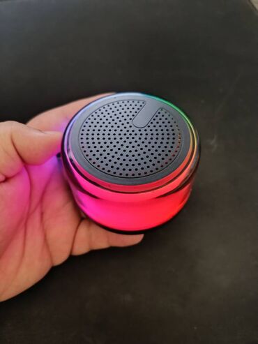 Mikrofonlar: İşlənmiş Kolonka, Növ - Bluetooth, rəng - Qara