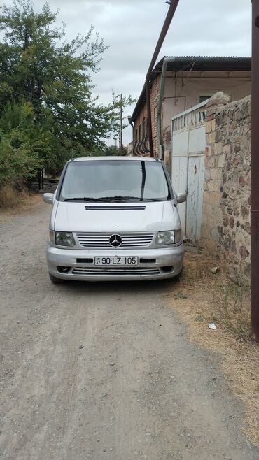 Mercedes-Benz: Mercedes-Benz Vito miniven Xüsusiyyətlər: - Kuzov: gümüşü rəng, 5 — 5