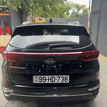 Kia: Kia Sportage: 2 l | 2018 il Krossover — 4