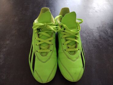Kopačke adidas, vel 36 2/3, nošene ali u dobrom stanju, vide se sitni
