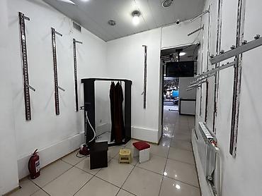 Kommersiya daşınmaz əmlakı: İcarəyə obyekt – vitrinli ticarət sahəsi - Küçə vitrinli, şüşə — 5