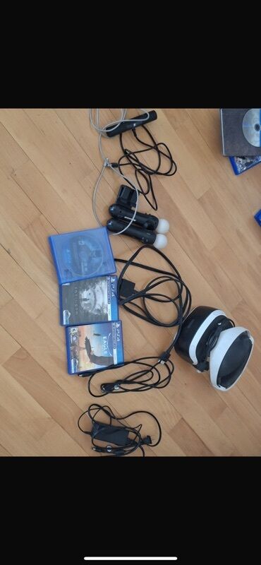 Ps vr ps camera ps move satılır yanında 3 ədəd bahalı oyun hədiyyə ps