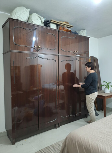 Спальные гарнитуры: Спальный гарнитур, Б/у, Односпальная кровать, Шкаф, Трюмо, Россия, Дерево, Самовывоз, цвет - Коричневый — 1