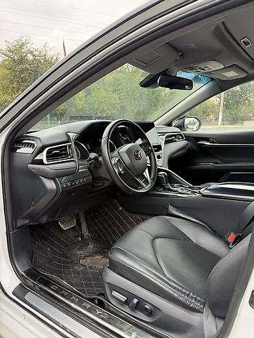 Toyota: Toyota Camry: 2022 г., 2 л, Автомат, Бензин, Седан — 9