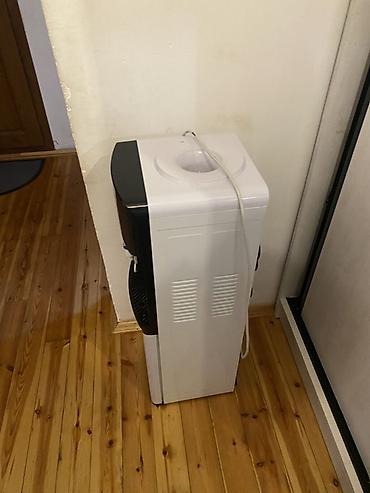 dispenser su aparati: Satilir. Hem soyuq hem isdi Yeni kimidir Az isdifade edilib — 4