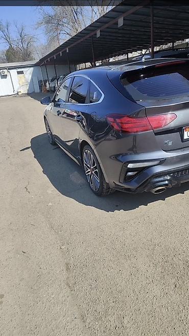 Kia: Kia Cerato: 2019 г., Хэтчбэк — 9