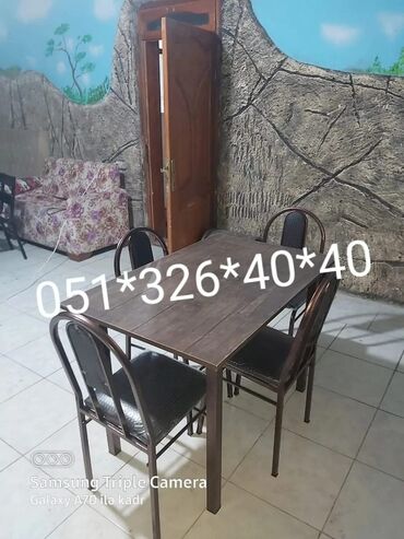 Masa və oturacaq dəstləri: Qonaq otağı üçün, Yeni, Açılan, Dördbucaq masa, 4 stul — 10