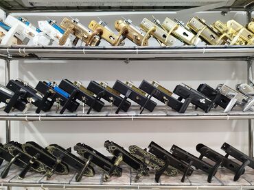 qapi ucun vinil: Qapı dəstəkləri və kilid mexanizmləri – geniş seçim - Material və