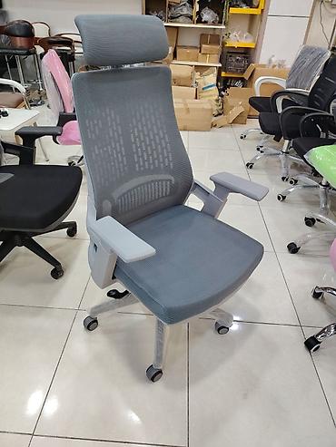 fabrik mebel: Erqonomik ofis kreslosu – boz rəng Xüsusiyyətlər: - Nəfəsalan mesh — 1