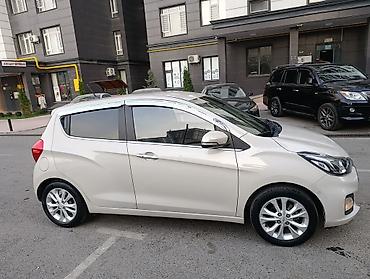 chevrolet spark 2019: Chevrolet Spark: 2020 г., 1 л, Вариатор, Бензин, Хэтчбэк — 4