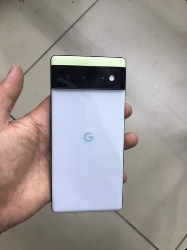 Google: Google Pixel 6, Б/у, 128 ГБ, цвет - Белый, 1 SIM, eSIM