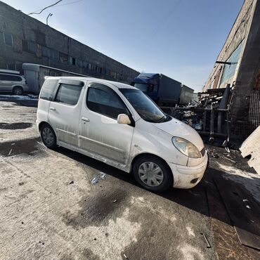 Toyota: Toyota Funcargo: 2003 г., 1.3 л, Автомат, Бензин, Хэтчбэк — 1