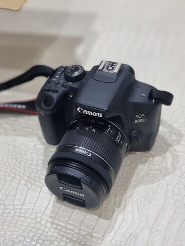 canon 6d mark 2 qiymeti: Canon Eos 800D,təzə alınıb əla vəziyyətdədir lens 18-55mm