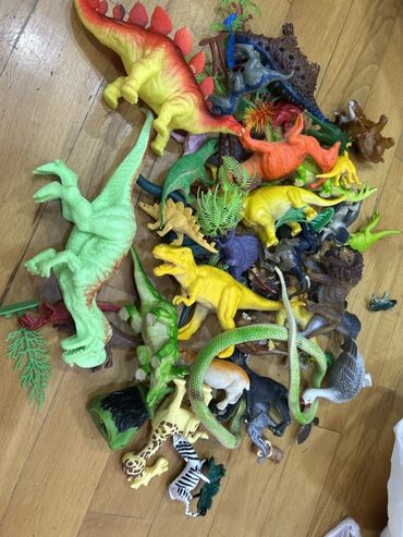 Oyuncaqlar: Uşaq oyuncaqları dəsti Fotoşəkillərdə gördüyünüz müxtəlif — 4