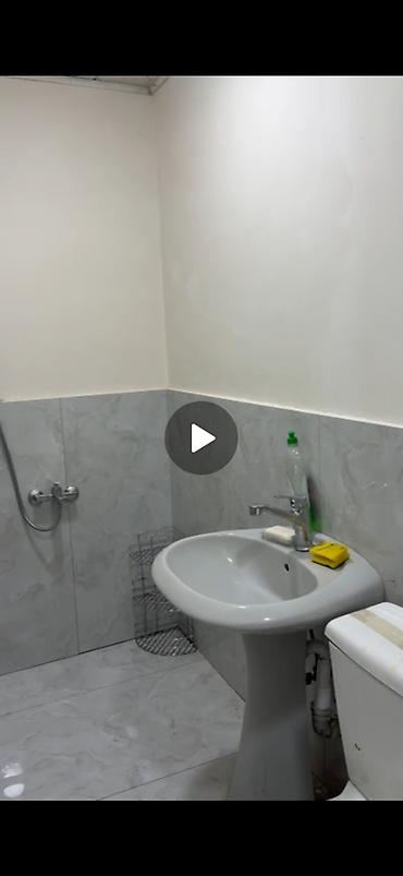lökbatan heyet evi: Kirayə verilir Ayı 200 manat ünvan Saray Sara11 — 1