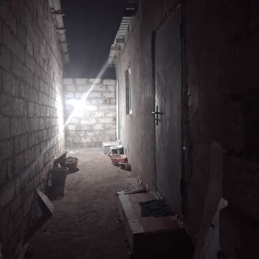 Həyət evləri və villaların satışı: 2 otaqlı, 35 kv. m, Kredit var, Orta təmir — 14