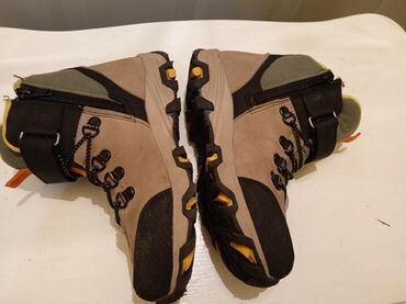 Čizme: Čizme, Lc Waikiki, Veličina - 33 na lalafo.rs — 6 Čizme: Čizme, Lc Waikiki, Veličina - 33 — 6