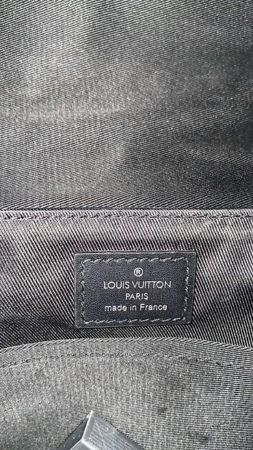 luis vitton: Сумка через плечо Louis Vuitton, коллекция Monogram Eclipse. - — 4