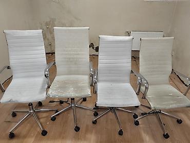süni dəri: Ağ rəngli ofis kresloları dəsti. Şəkillərdə xrom metal karkaslı — 1