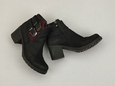 czarne t shirty z dekoltem v: Ankle boots