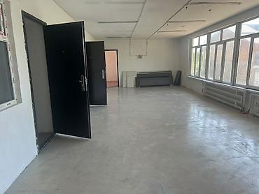 дом и магазин: Сдаю Sewing workshops, 300 м², Электричество, Водопровод, Канализация, Не действующий, 1 линия, With parking — 3