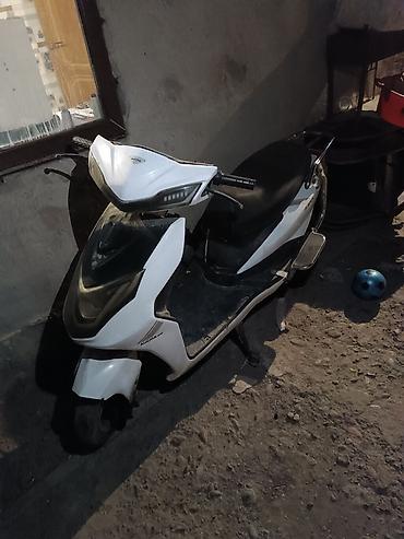t max: Электроскутер (не на ходу).
разумный торг — 1