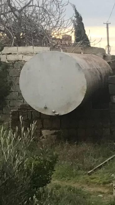 Baklar və çənlər: Bak, Metal, 10000 l l, Ünvandan götürmə
