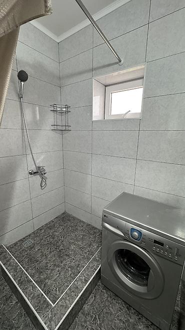 Аренда помещений свободного назначения: Сдается квартира: Планировка и характеристики: - Прихожка. - — 16