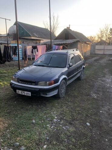 кемпинг дом на колесах: Toyota Sprinter Carib (E90) универсал, полноприводная версия 4WD