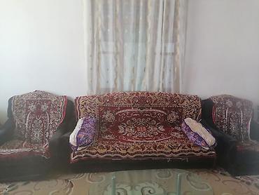 salon divanları: Klassik üslubda yumşaq mebel dəsti - Tərkib: 3 yerlik divan + 2 ədəd — 1