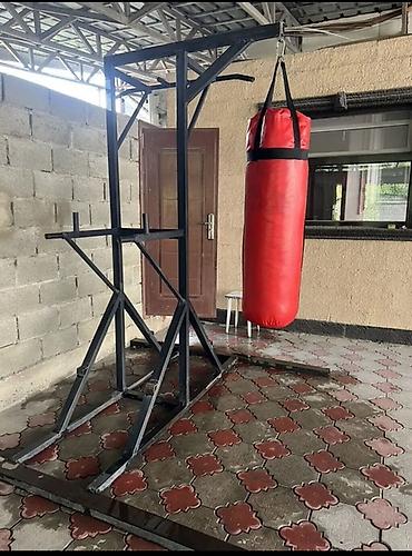 Напольная стальная стойка для боксерского мешка с подвесом + тяжелый