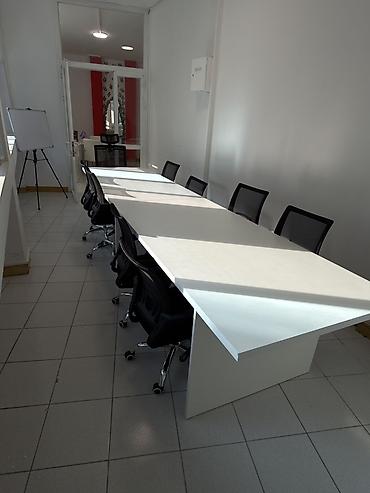 sahil əmlak: Kollektiv iş və təlimlər üçün tam təchiz olunmuş ofis/konfrans otağı — 7
