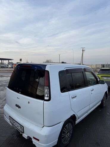 Nissan: Nissan Cube: 2000 г., 1.4 л, Вариатор, Бензин, Фургон