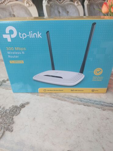 Modemlər və şəbəkə avadanlıqları: TP-Link TL-WR841N Wireless N Router - Sürət: 300 Mbps - 2 ədəd yüksək
