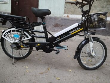 бензиновый велосипед: Продаётся электро велосипед Yanlin Бв имеет 2 батарейку корзинку