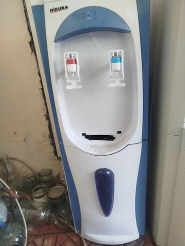 Şirəçəkənlər: Dispenser Döşəməüstü