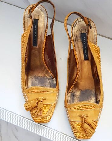 ženske sandale 42: Sandals, Zara, 39