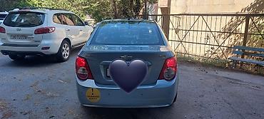 opel astra k: Chevrolet Aveo: 1.6 l | 2011 il 46000 km Sedan — 2
