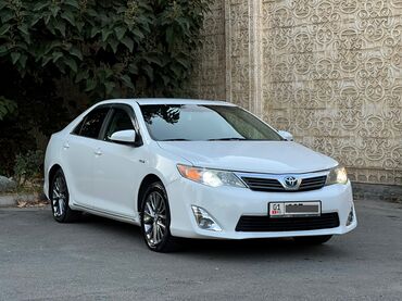 расрочкага машина берем: Toyota Camry: 2013 г., 2.5 л, Вариатор, Гибрид, Седан