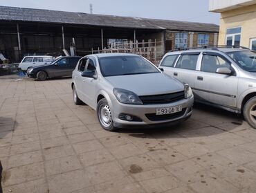 Opel: Opel Astra: 1.3 l | 2007 il 24000 km Hetçbek